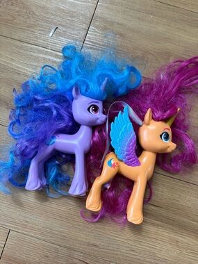 My Little Pony sunny and izzy